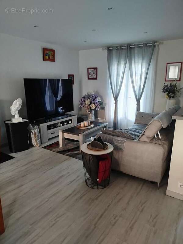 Maison à LA HAYE-MALHERBE