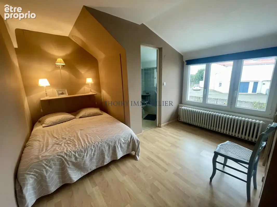Maison ancienne sur 780 m2 paysagés de 5 pièces principales. - photo 19