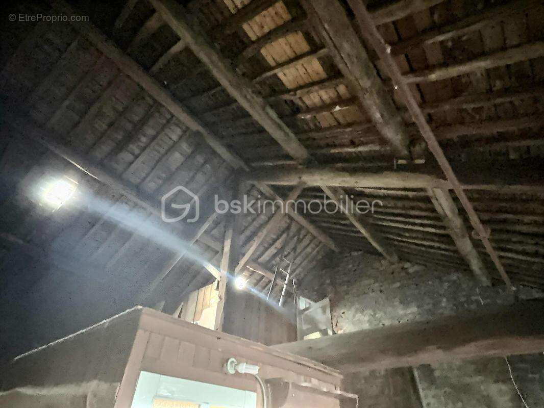 Maison à REMILLY-AILLICOURT