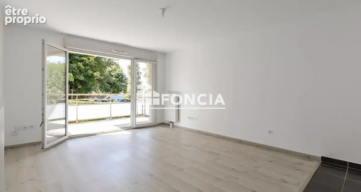 Deville limite rouen - appartement avec balcon et parking - photo 2
