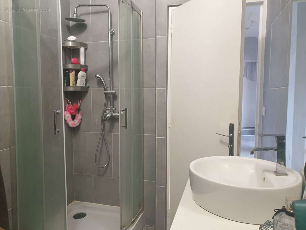 Appartement à ORRY-LA-VILLE