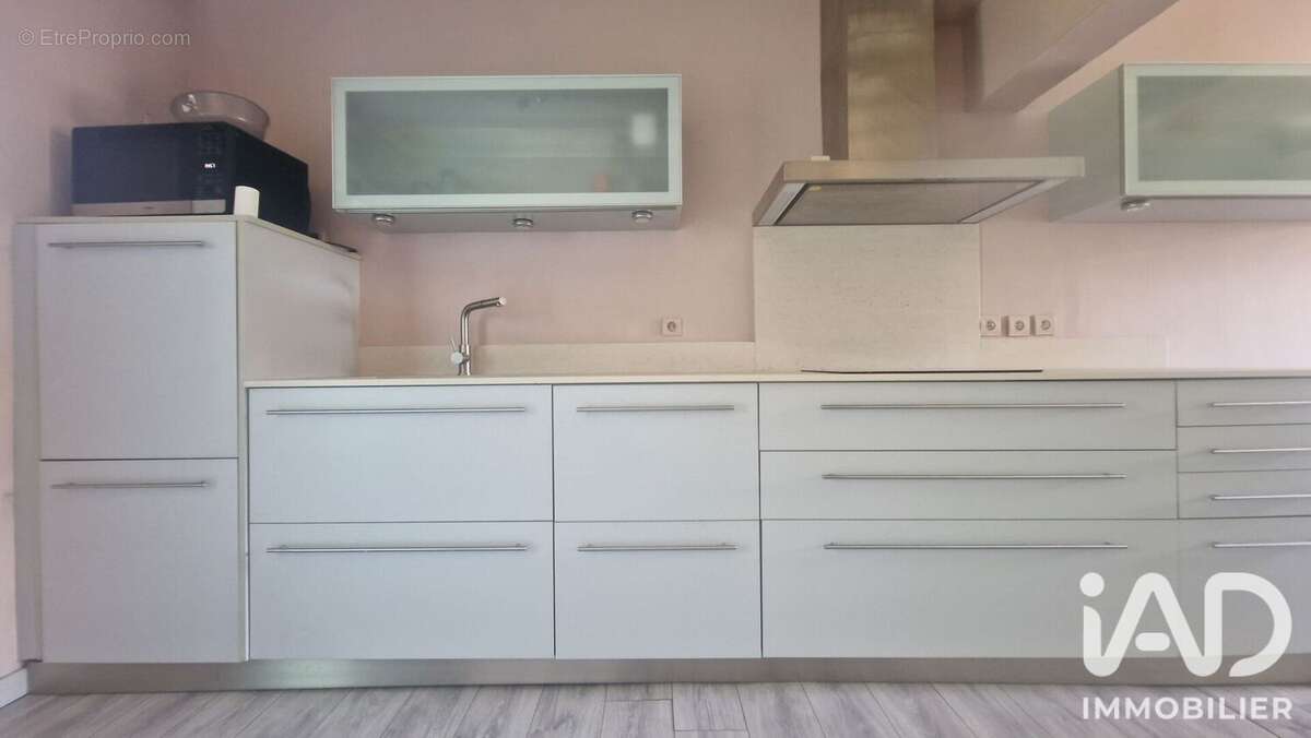 Maison 104 m² à Blanquefort  - photo 7