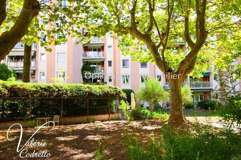 Appartement à HYERES