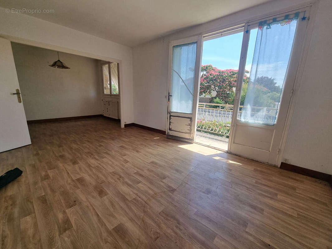 Maison Ducey Les Cheris - photo 6