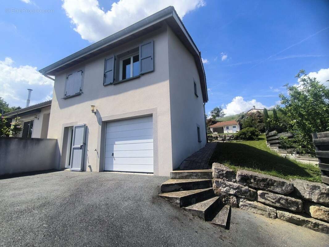 Maison à LA GRAND-CROIX