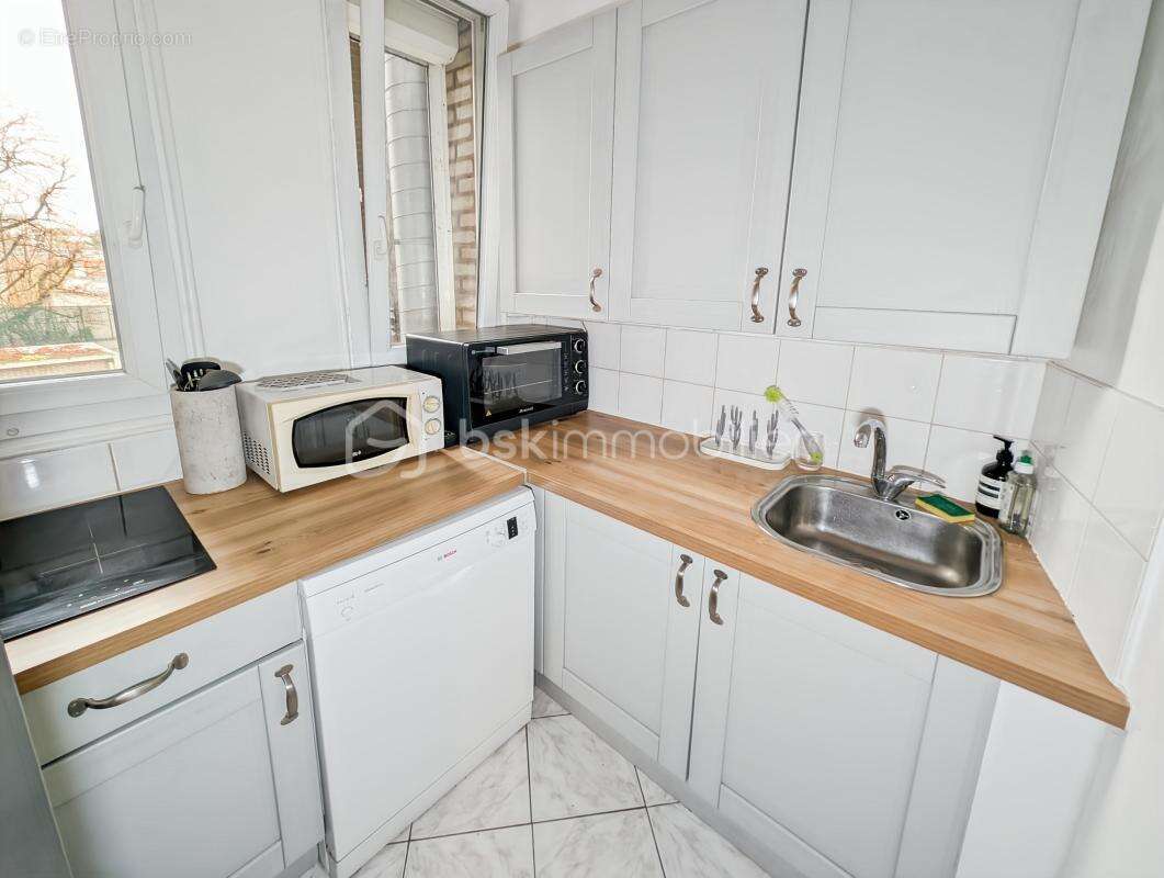 Bel appartement f2 (f3 possible) vincennes centre: cachet et luminosite! 6 minutes a pieds de l'avenue du chateau, de la mairie, - photo 5