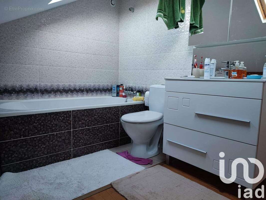 Maison 123 m² à Seranvillers-Forenville  - photo 8