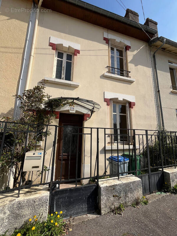 Maison à CHAMPIGNEULLES