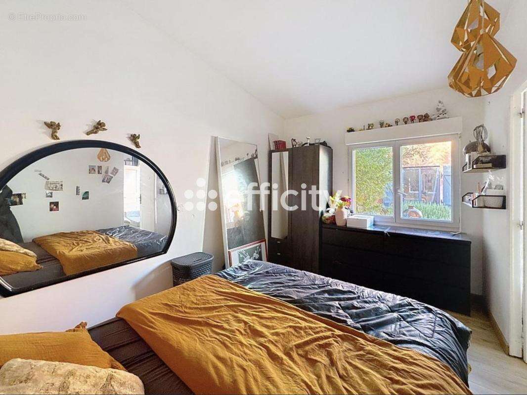 Maison à NEUILLY-PLAISANCE