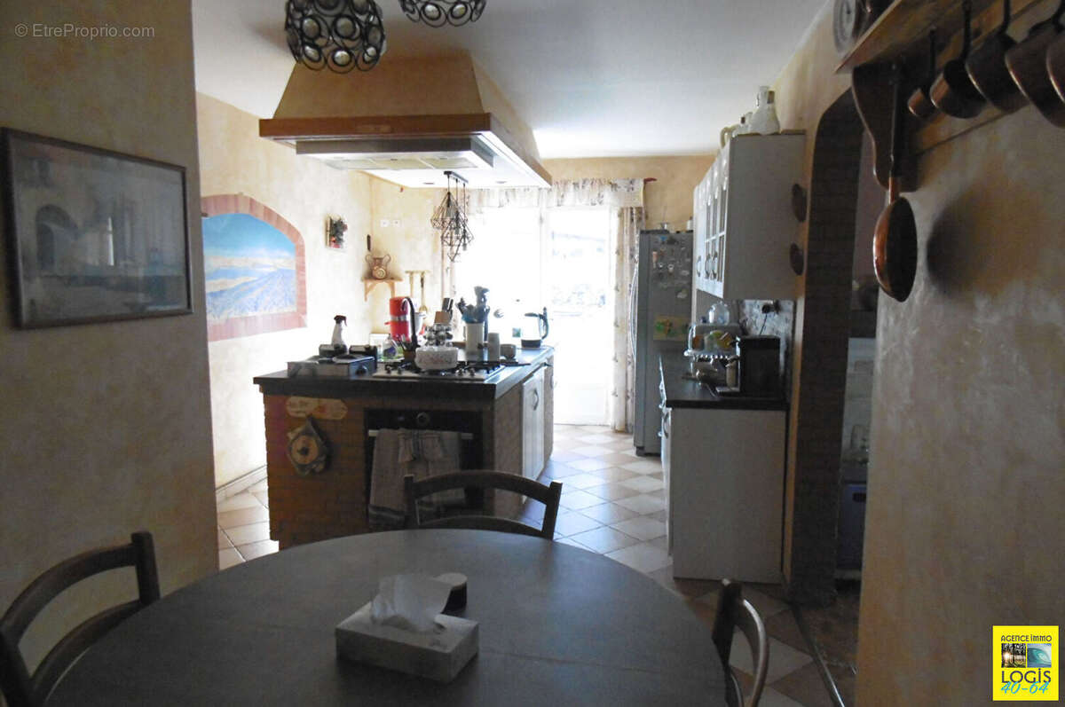 Maison à PORT-DE-LANNE