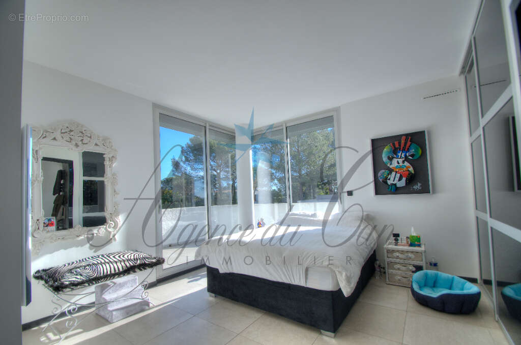 Villa d'architecte avec piscine à valescure - photo 8