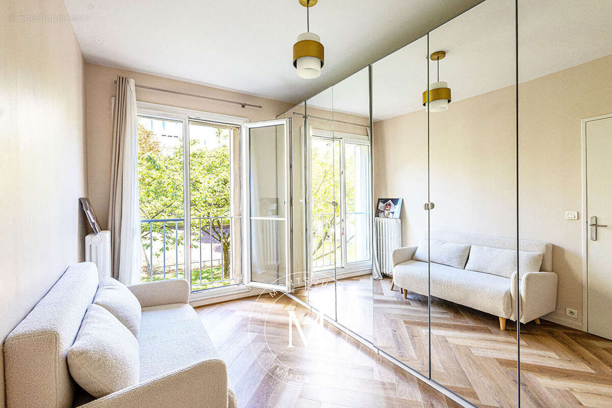 Appartement à MONTROUGE