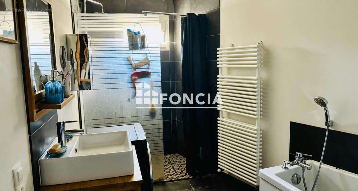 Maison à CHATELLERAULT