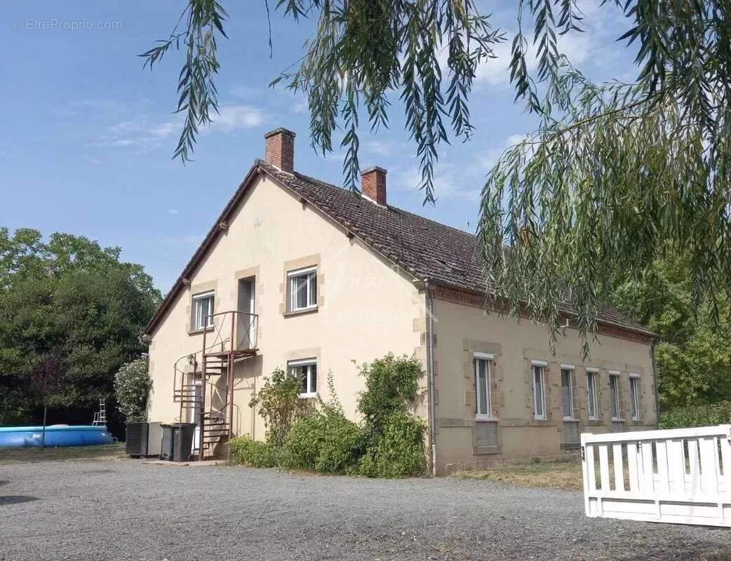 Maison à SAINT-PLAISIR