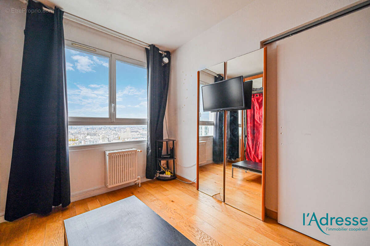 Appartement à PARIS-20E