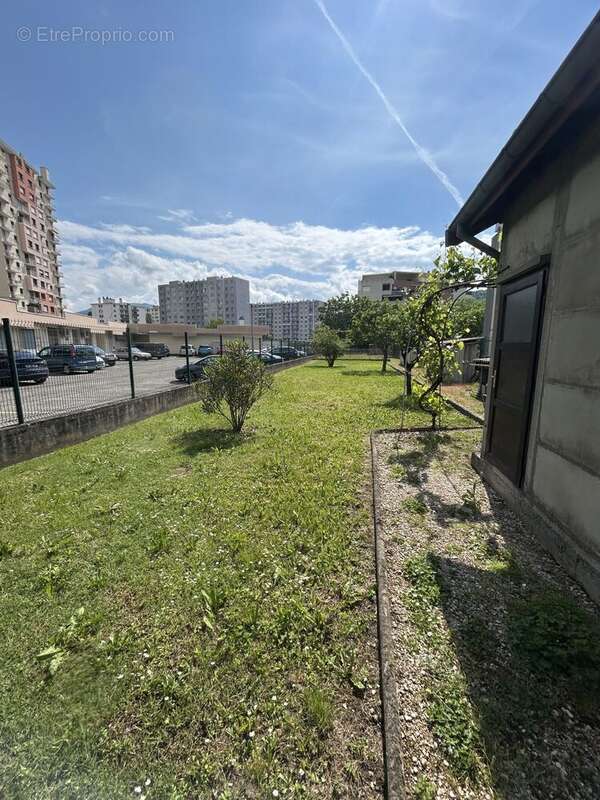 Maison à ECHIROLLES