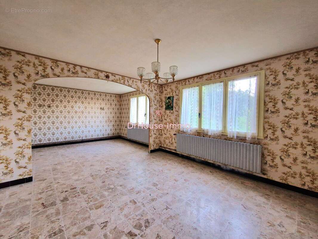 Maison à ORIOL-EN-ROYANS