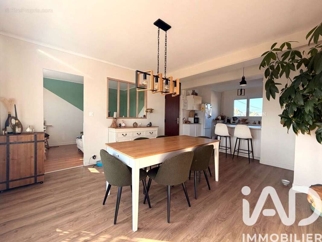 Appartement 64 m² à Dole  - photo 3