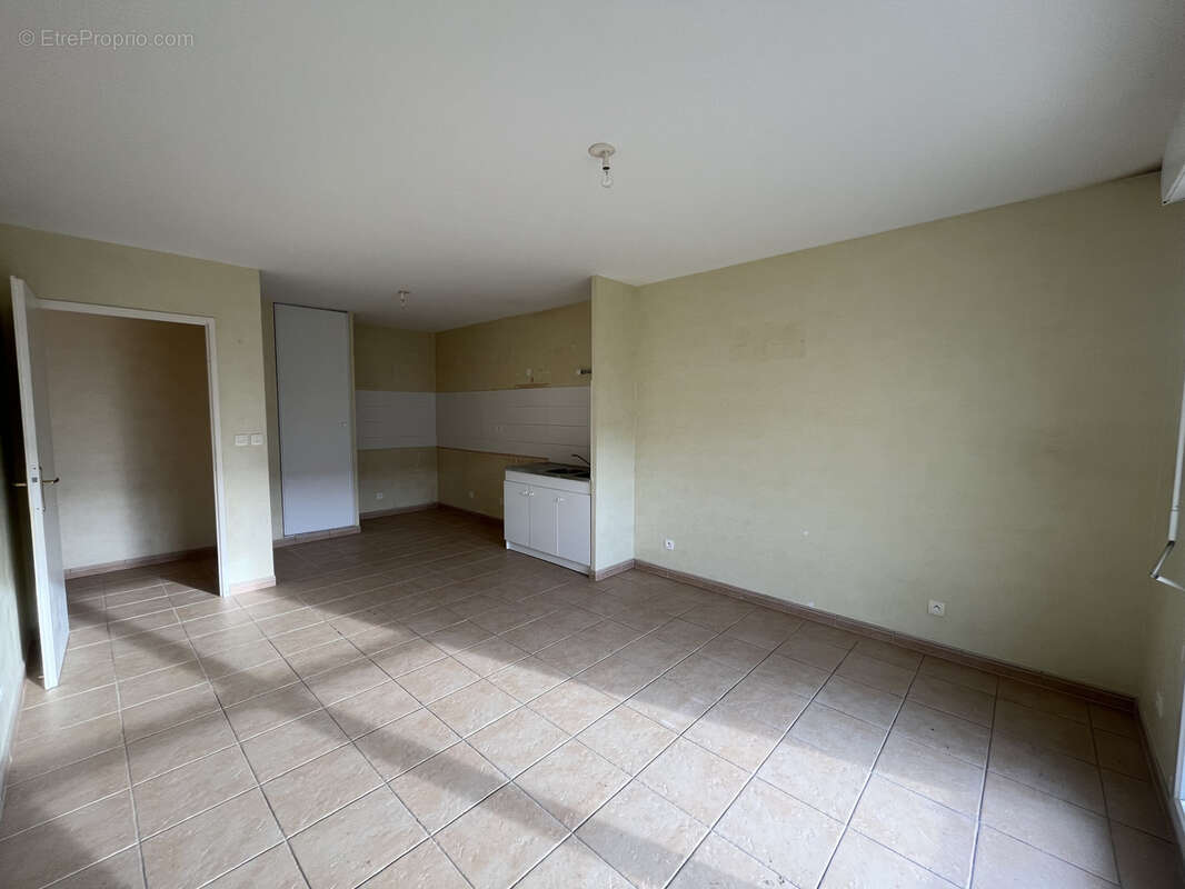 Appartement à PORT-EN-BESSIN-HUPPAIN