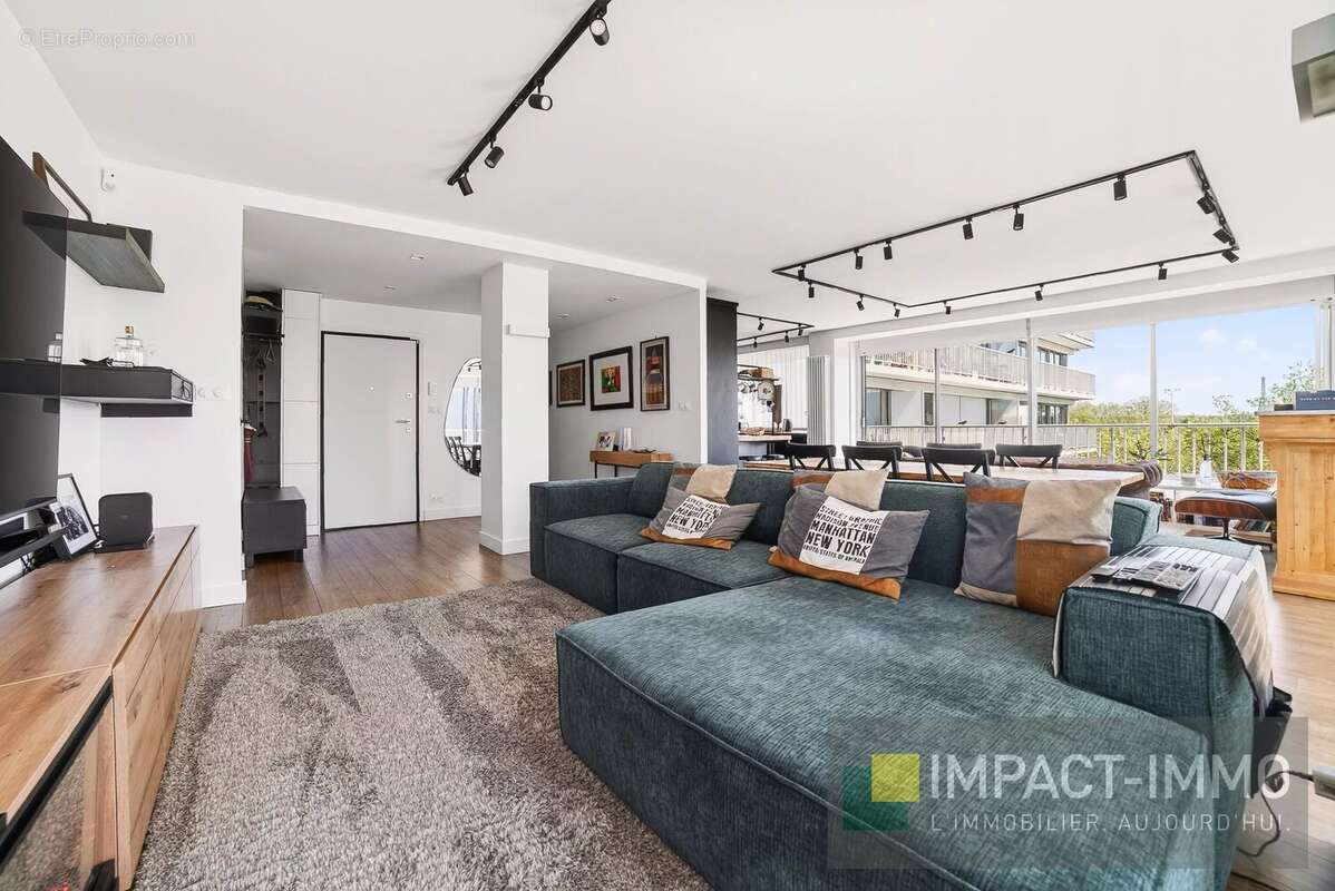 Appartement à PUTEAUX