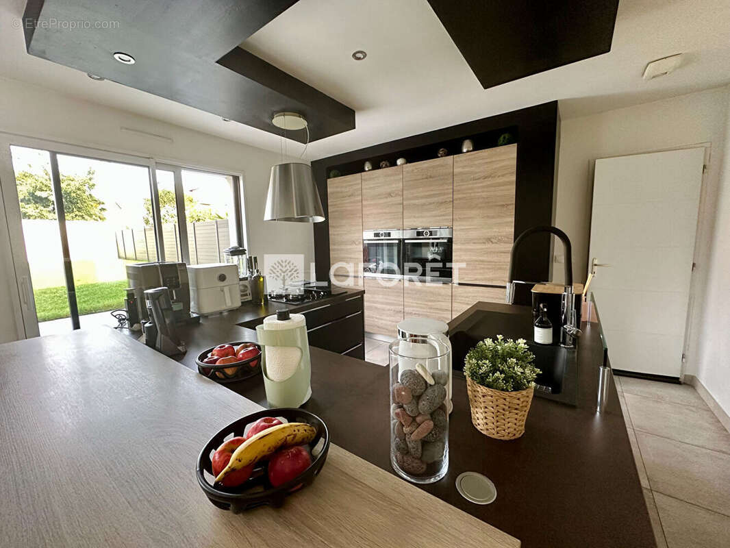 Maison à SAVIGNY-SUR-ORGE