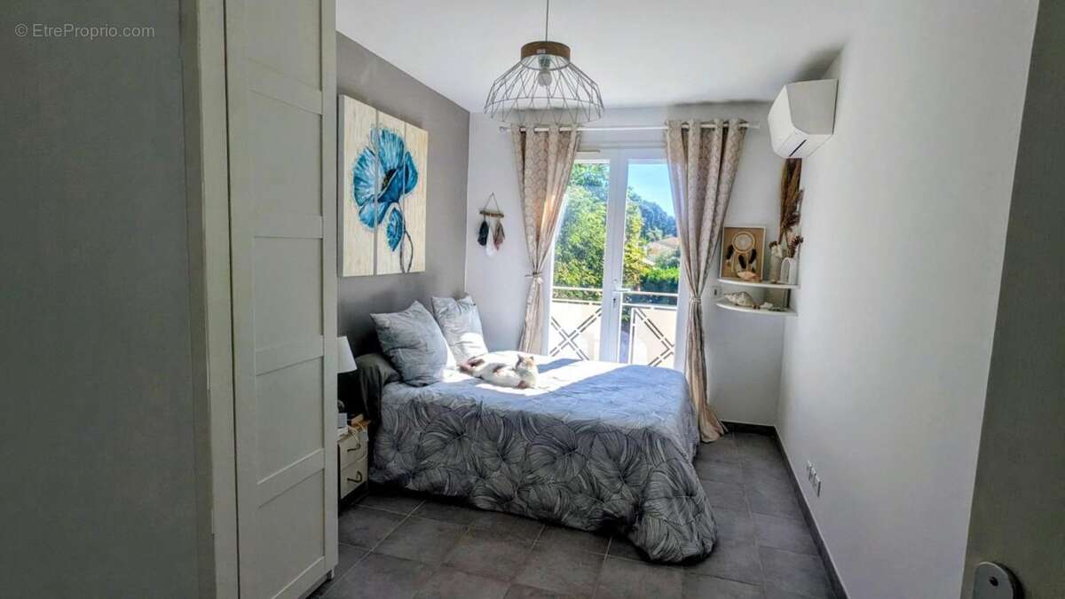 Appartement à CASTRIES