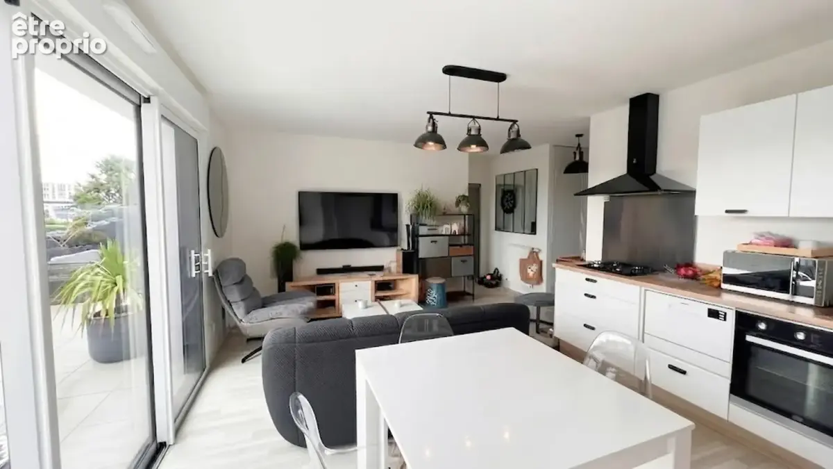 Dpt Finistère (29), à vendre QUIMPER Kerfeunteun appartement T3 situé au dernier étage de 59 m² habitable - Terrasse - Parking p - photo 2