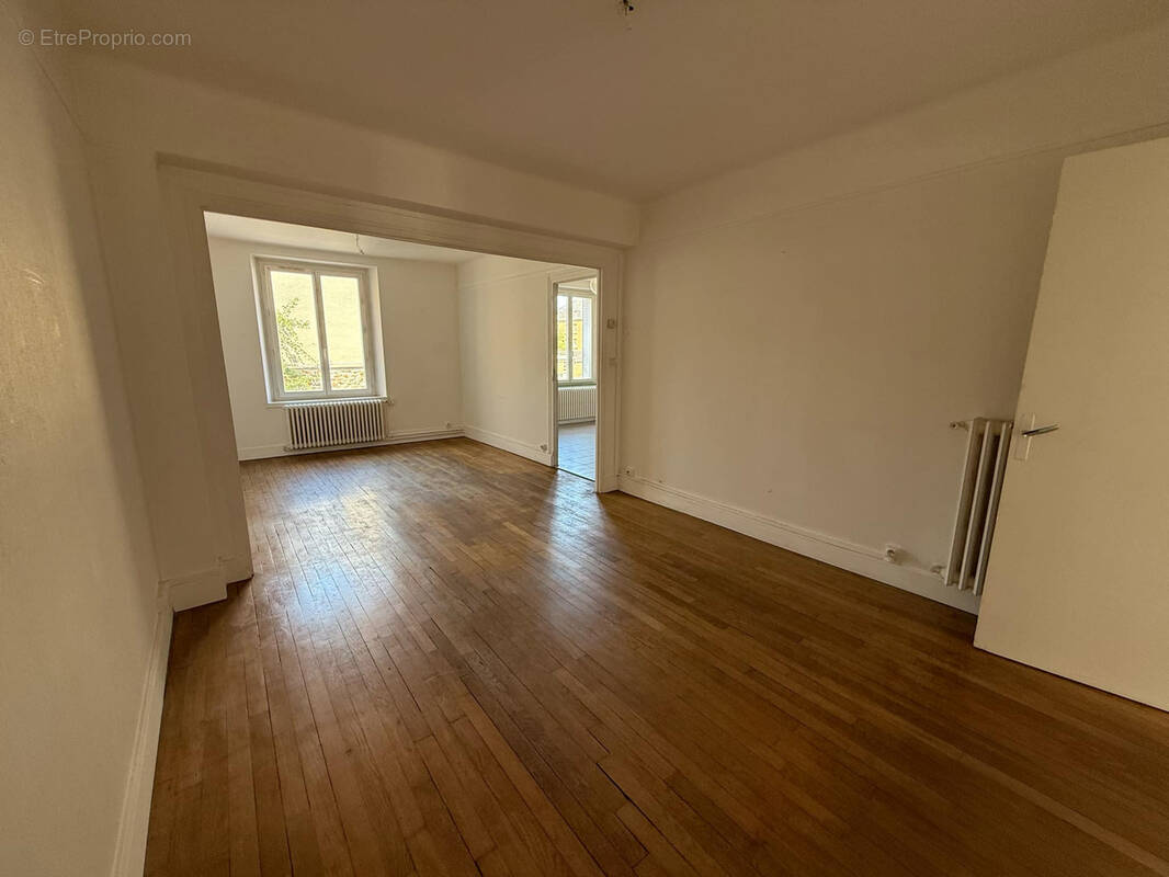 Appartement à CHARLEVILLE-MEZIERES