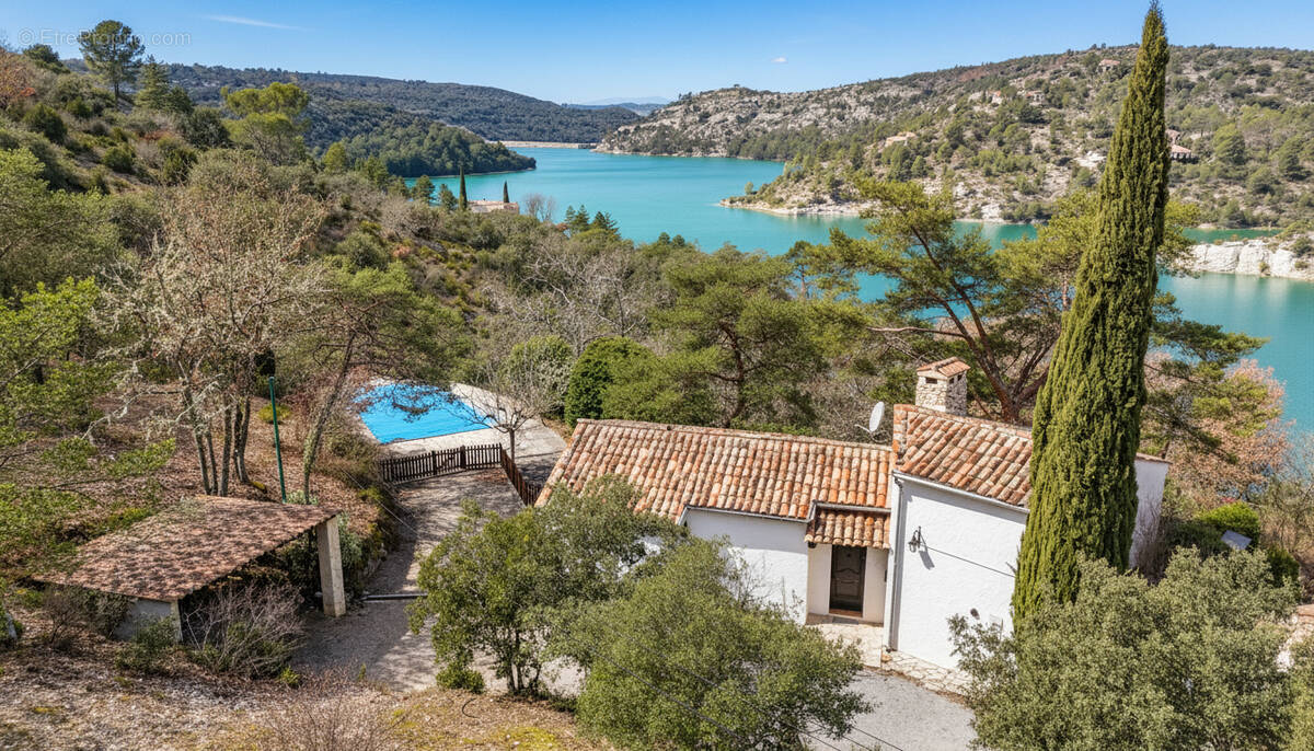 Maison à ESPARRON-DE-VERDON