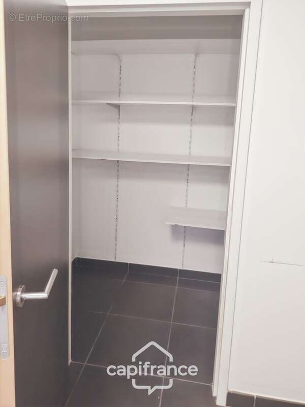 Commerce à BEAUREPAIRE