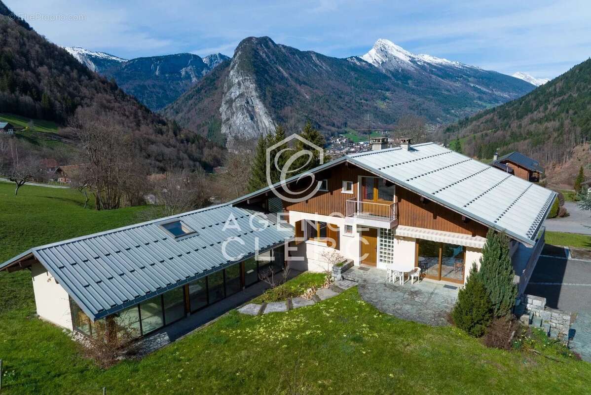 Maison à THONES