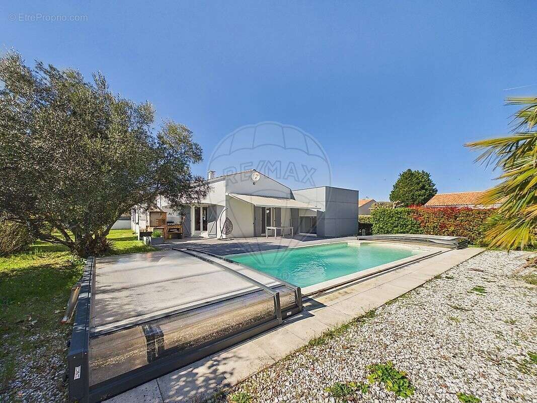 Maison à LES MATHES