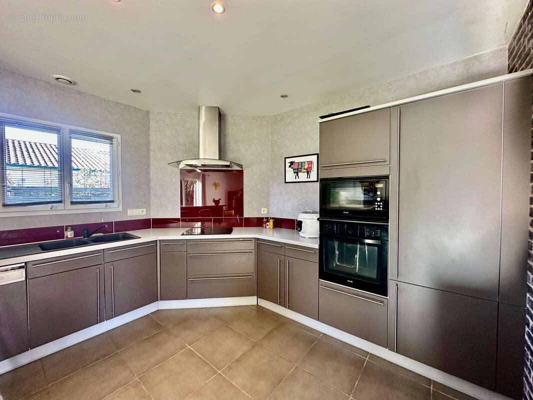 Maison à BELIN-BELIET