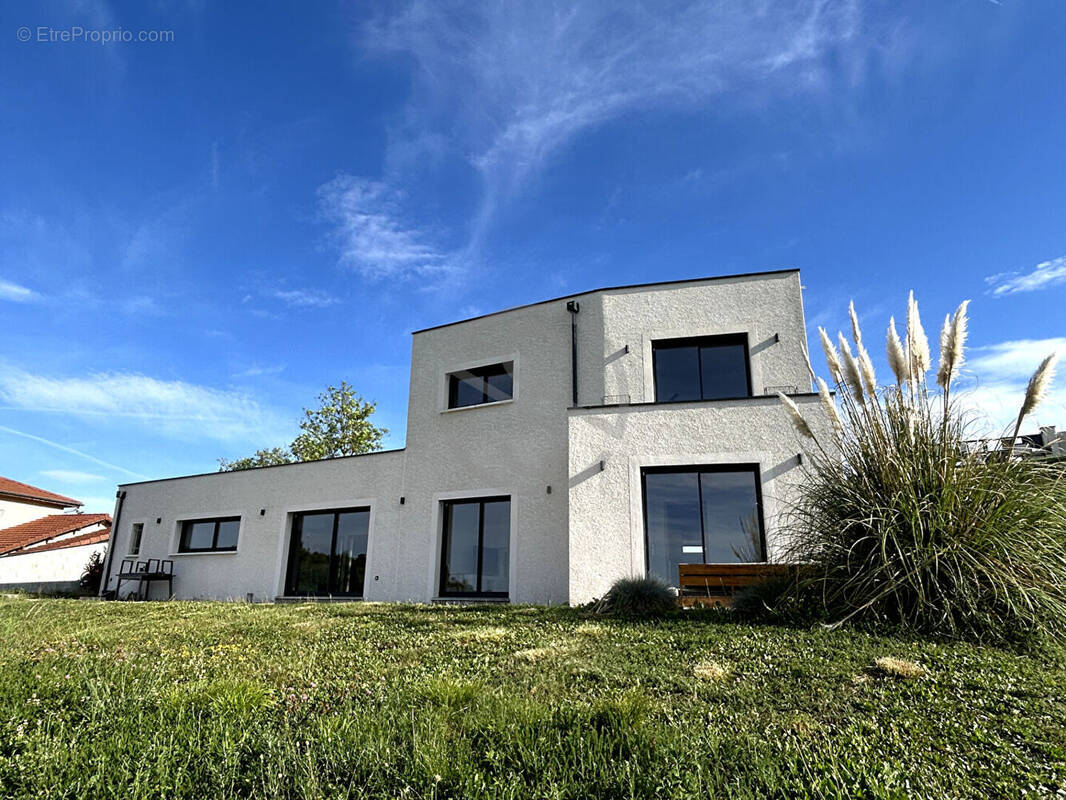 Maison à ORNACIEUX