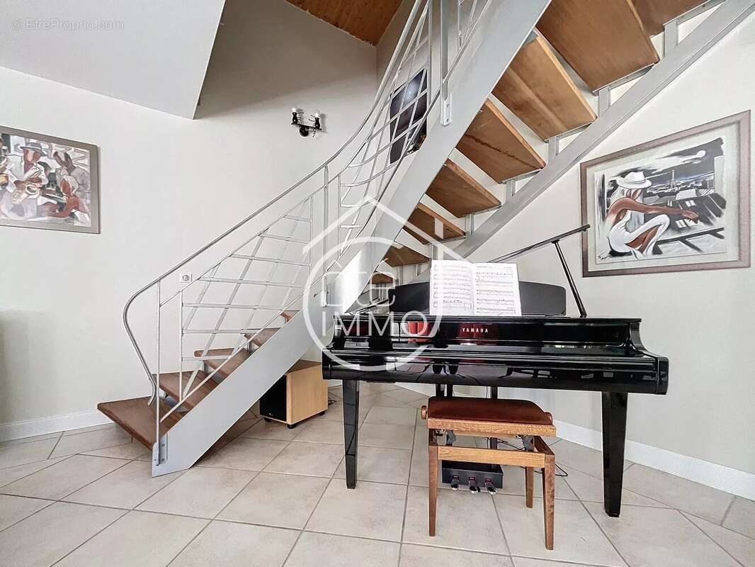 Maison à SAINT-EMILION