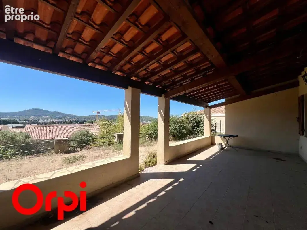Maison 120 m² à vendre  sur 1500 m² de terrain avec vue dégagée à Ollioules (83190) - photo 7
