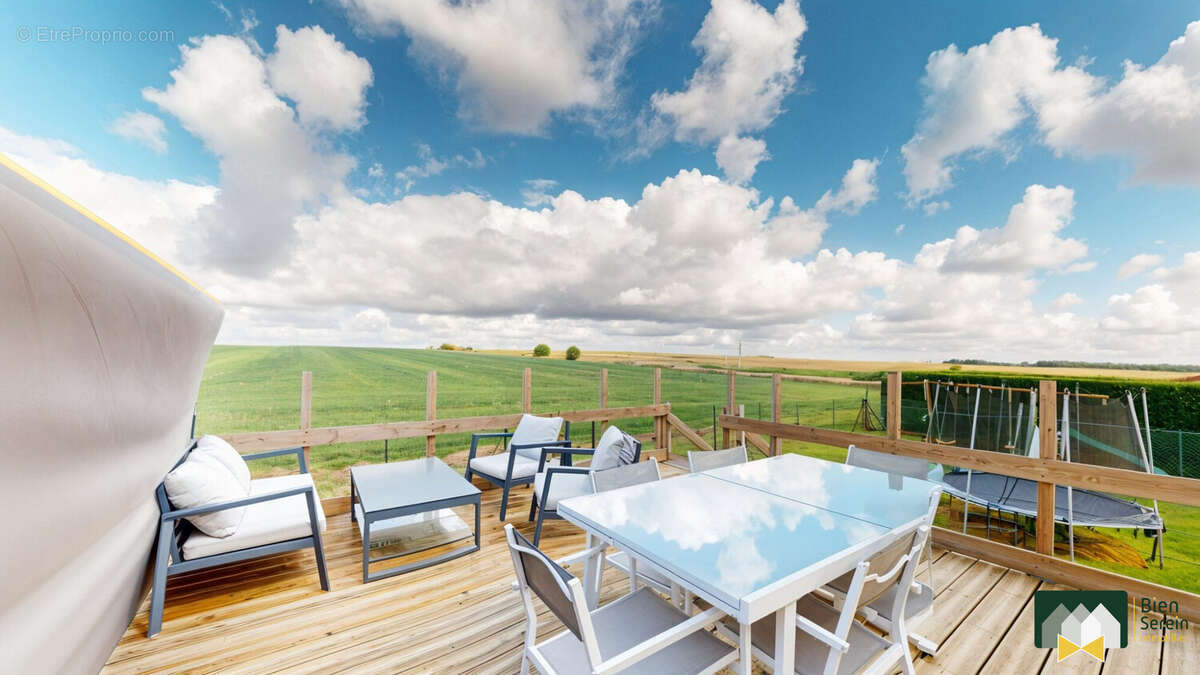 Maison à BERCHERES-SAINT-GERMAIN