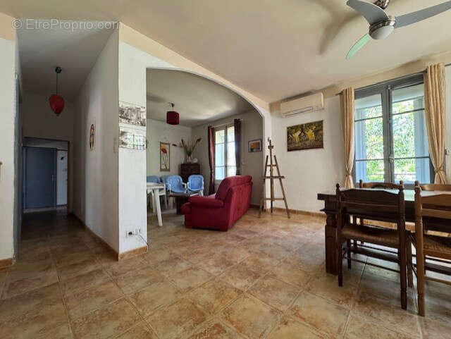 Maison à LES MATELLES