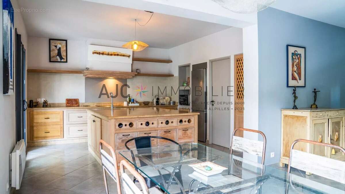 Maison à SAINT-REMY-DE-PROVENCE