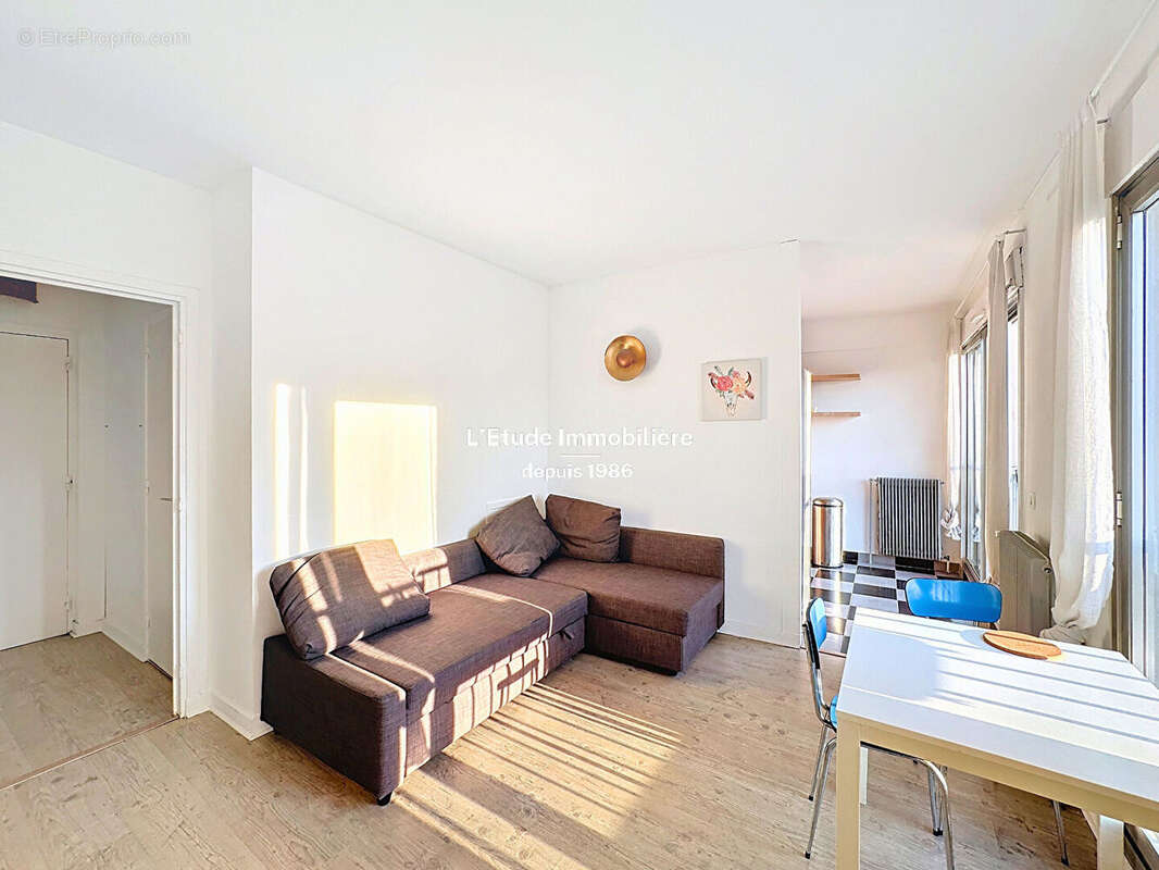 Saxe - t2 40m2 - dernier etage - vue fourviere - photo 10