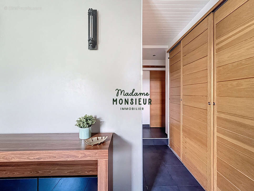 Maison à LA TOUR-DU-PIN