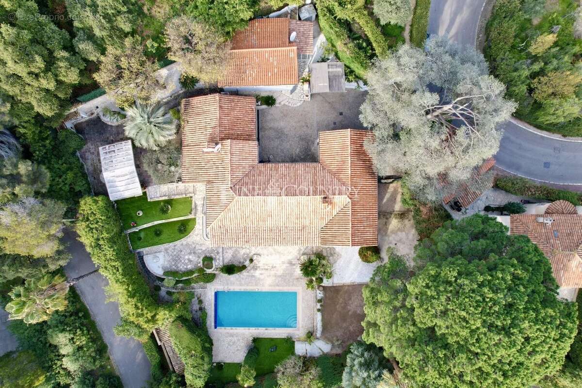 Maison à CANNES