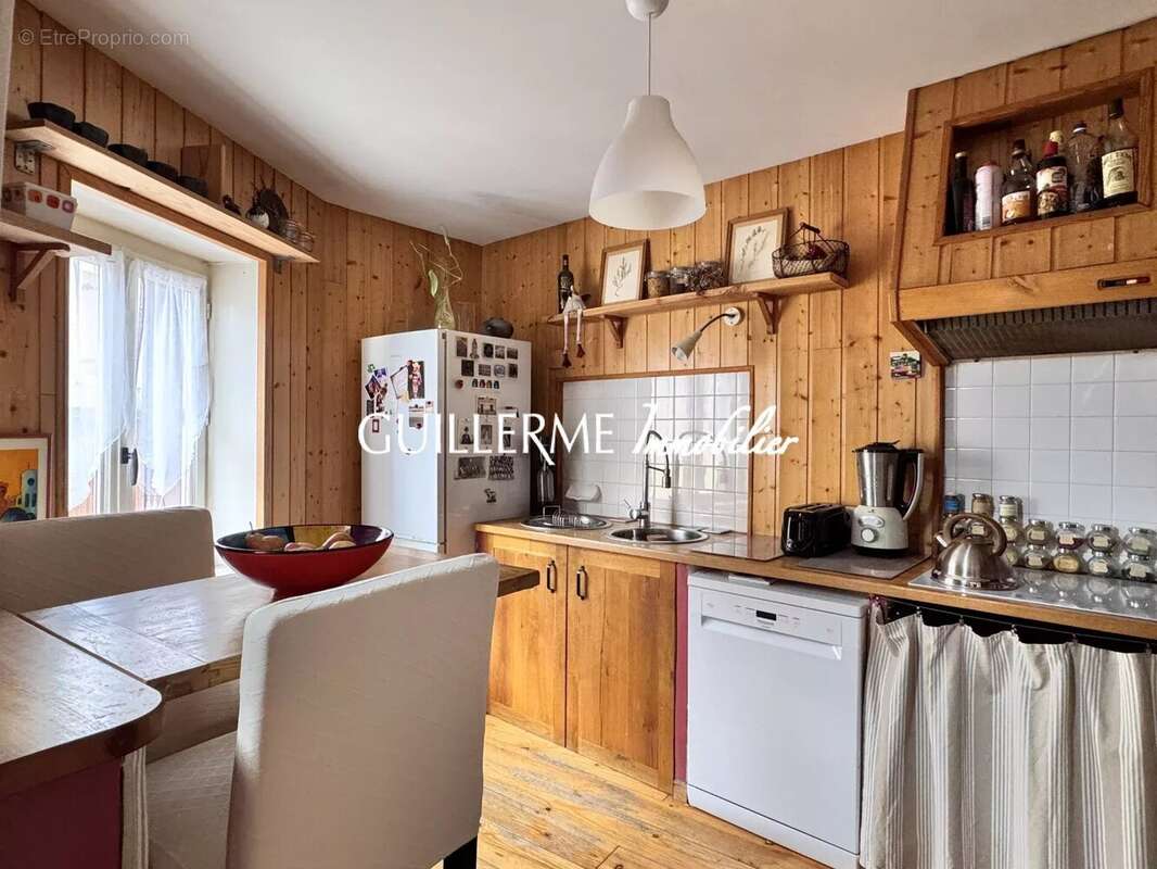 Maison à SALLES-ARBUISSONNAS-EN-BEAUJOLAIS