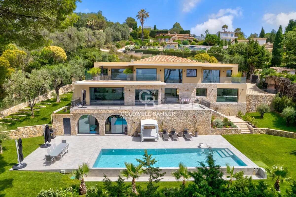 Maison à MOUGINS