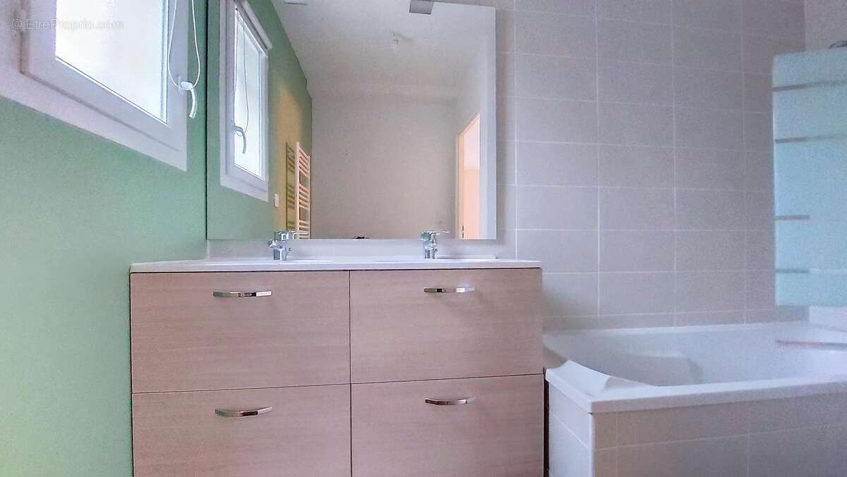 Appartement à SAINT-PRIEST