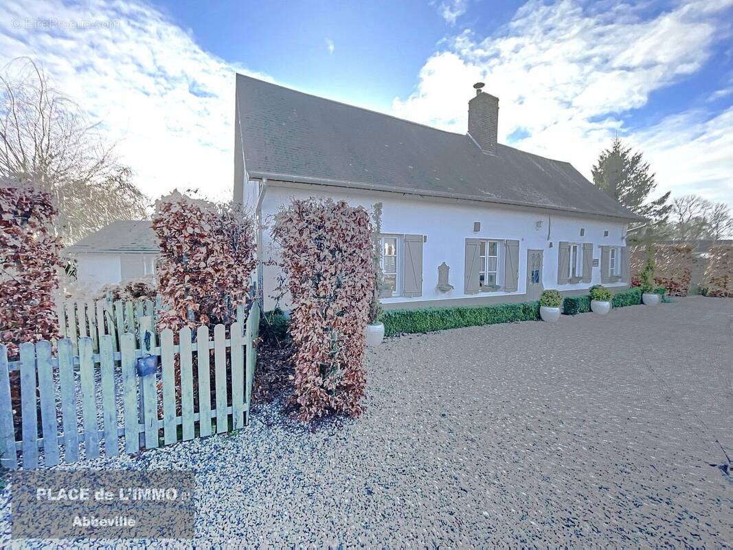 Maison à TOURS-EN-VIMEU