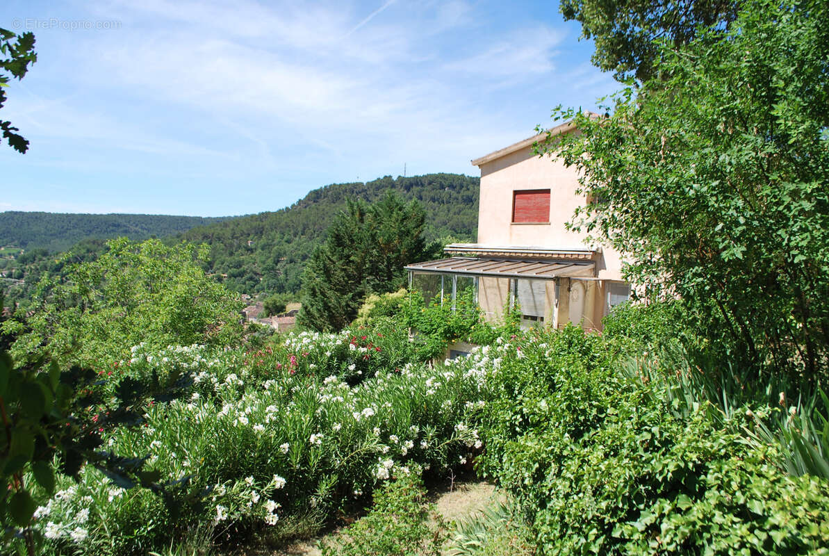 Maison à SALERNES