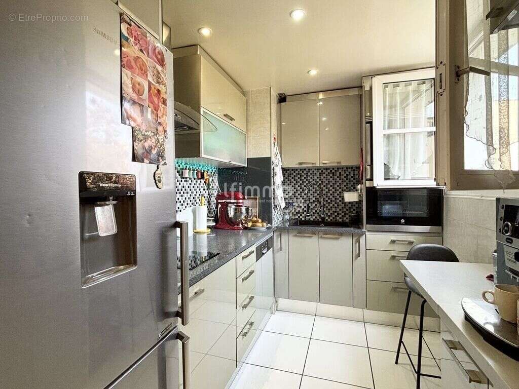 Appartement à MONTIGNY-LE-BRETONNEUX