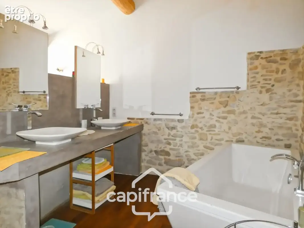 Laudun-maison de village 90m² avec cour et terrasse - photo 11