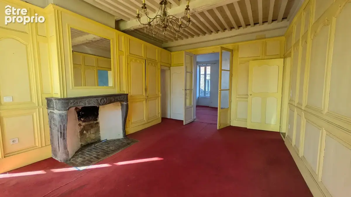 Jolie et grande propriété sur RIOM - photo 11